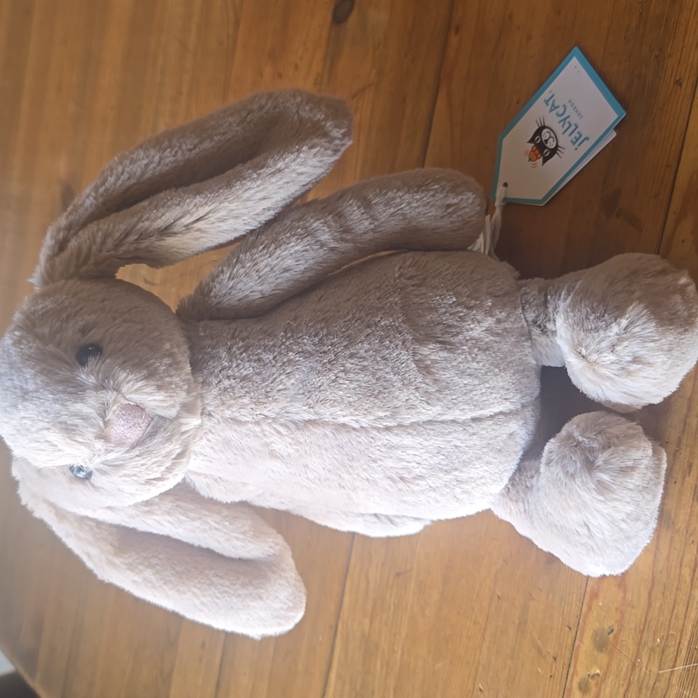 Jellycat Bashful Beige Bunny 7.1x3.5x3.1" Soft & Plush BNWT Authentic - Picture 4 of 8